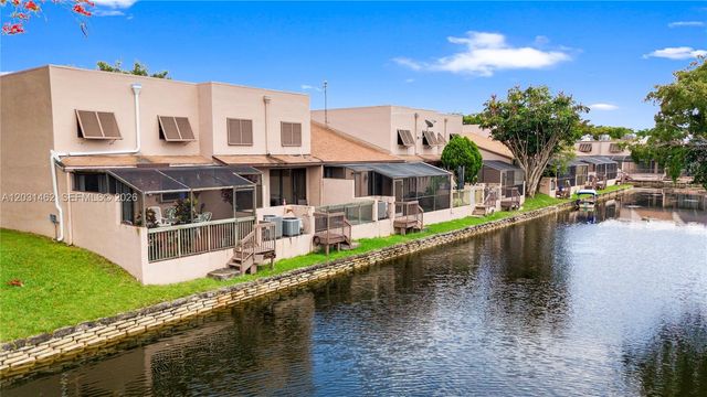 1184 NW 122nd Ter, Pembroke Pines, FL 33026