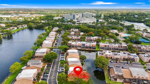 1184 NW 122nd Ter, Pembroke Pines, FL 33026