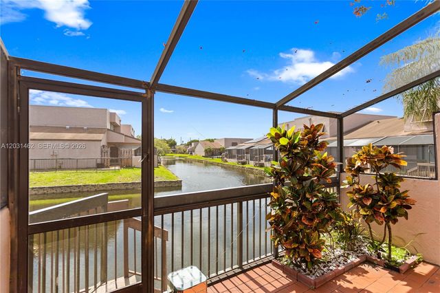 1184 NW 122nd Ter, Pembroke Pines, FL 33026