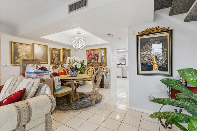 1184 NW 122nd Ter, Pembroke Pines, FL 33026