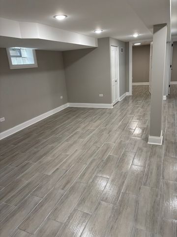 7737 S Champlain Avenue, Chicago, IL 60619