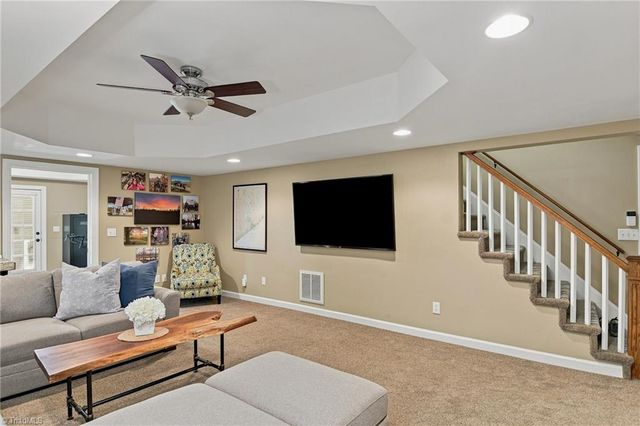 4610 Century Oaks Lane, Winston-salem, NC 27106