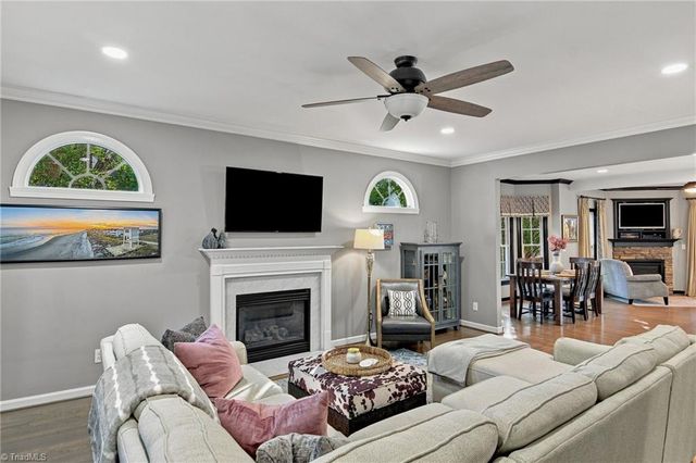 4610 Century Oaks Lane, Winston-salem, NC 27106