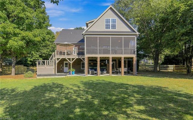 4610 Century Oaks Lane, Winston-salem, NC 27106