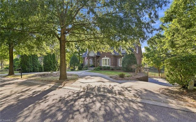 4610 Century Oaks Lane, Winston-salem, NC 27106