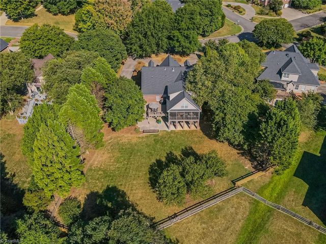 4610 Century Oaks Lane, Winston-salem, NC 27106