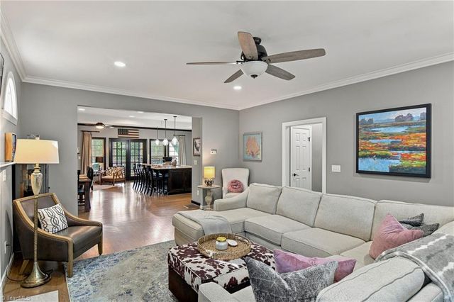 4610 Century Oaks Lane, Winston-salem, NC 27106