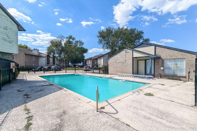 12615 Brookglade Circle 201, Houston, TX 77099