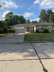 1215 Westlawn Drive, Norman, OK 73069