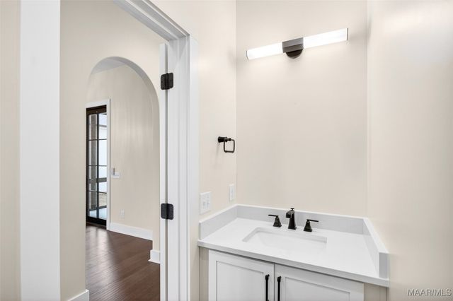 8220 Marylebone High Street, Montgomery, AL 36116