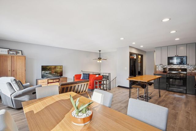 7511 Wedgewood Way, Maple Grove, MN 55311