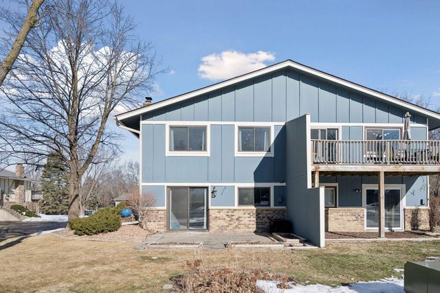 7511 Wedgewood Way, Maple Grove, MN 55311