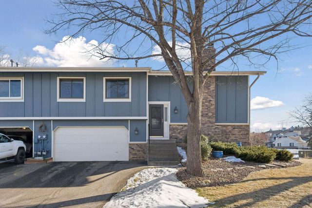 7511 Wedgewood Way, Maple Grove, MN 55311