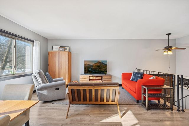 7511 Wedgewood Way, Maple Grove, MN 55311