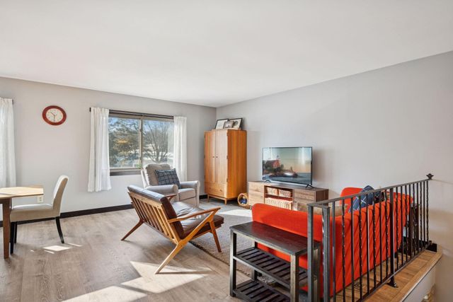 7511 Wedgewood Way, Maple Grove, MN 55311