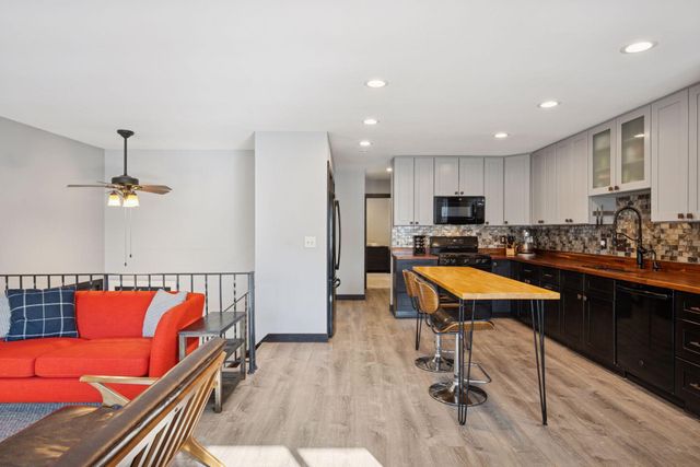 7511 Wedgewood Way, Maple Grove, MN 55311