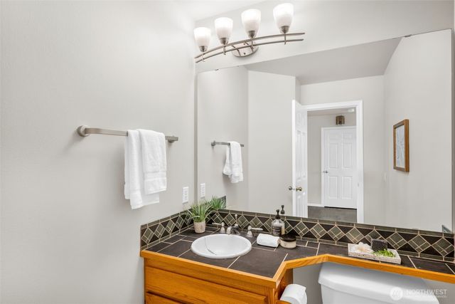 10518 157th Avenue NE, Redmond, WA 98052