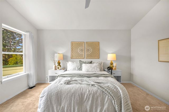 10518 157th Avenue NE, Redmond, WA 98052