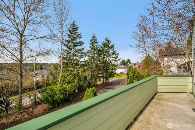 10518 157th Avenue NE, Redmond, WA 98052