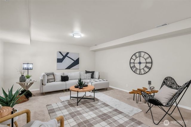 10518 157th Avenue NE, Redmond, WA 98052