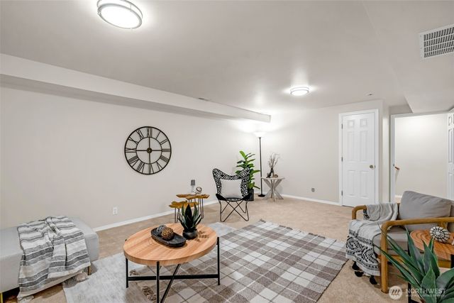 10518 157th Avenue NE, Redmond, WA 98052