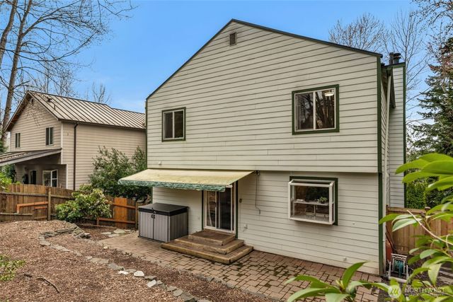 10518 157th Avenue NE, Redmond, WA 98052