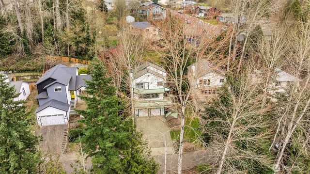 10518 157th Avenue NE, Redmond, WA 98052