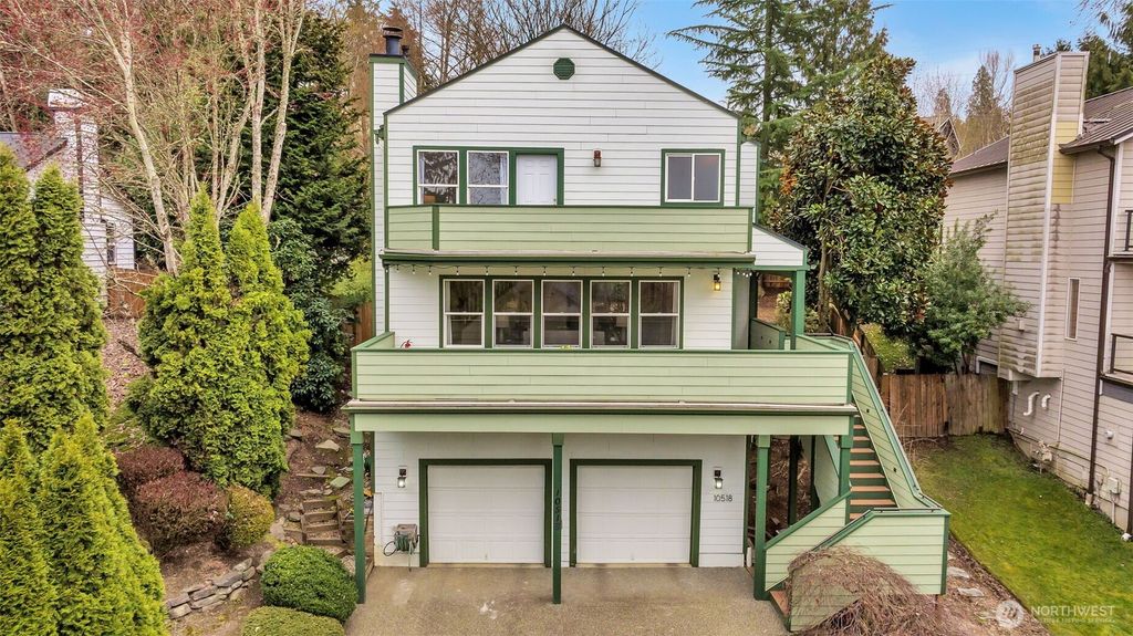 10518 157th Avenue NE, Redmond, WA 98052