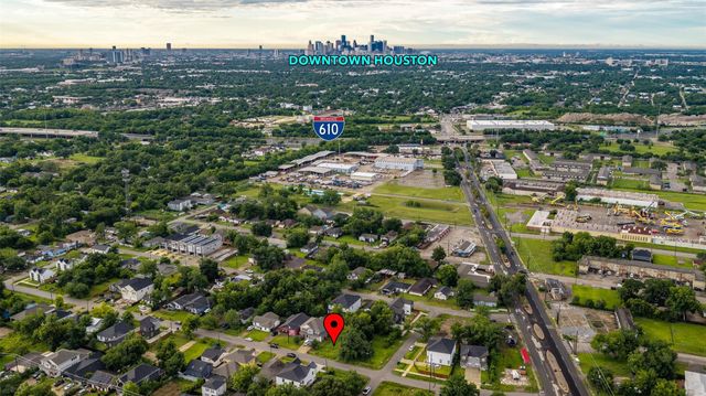 4551 Newberry Street, Houston, TX 77051