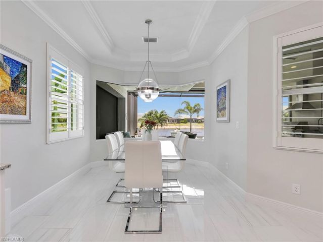 9257 Cayman DR, Naples, FL 34114