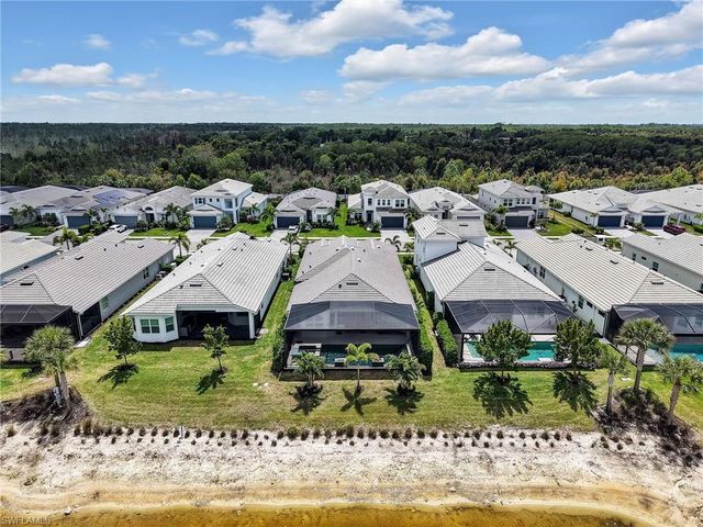 9257 Cayman DR, Naples, FL 34114