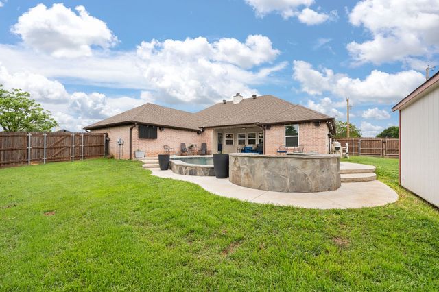 608 Spring Creek Street, Keene, TX 76031
