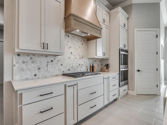 9400 S Post Road, Guthrie, OK 73044