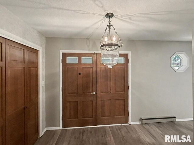 39 Butternut Hill Drive, Carbondale, IL 52903