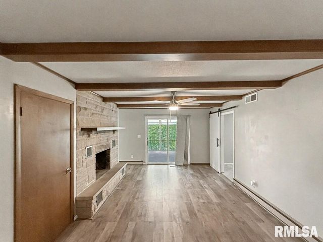 39 Butternut Hill Drive, Carbondale, IL 52903