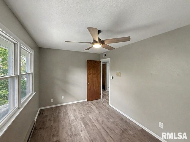 39 Butternut Hill Drive, Carbondale, IL 52903