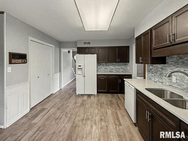 39 Butternut Hill Drive, Carbondale, IL 52903