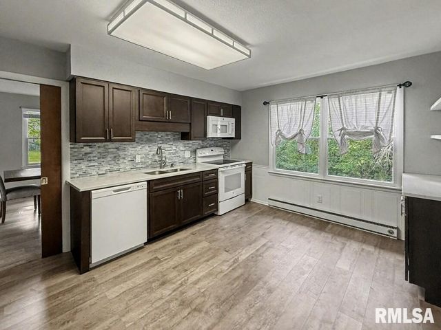 39 Butternut Hill Drive, Carbondale, IL 52903