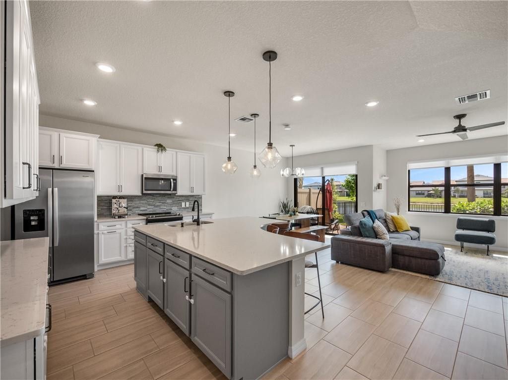 4802 San Fratello Circle, Lake Worth, FL 33467