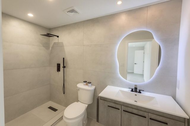 4919 SW 28th Ave, Dania Beach, FL 33312