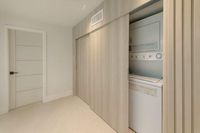 4919 SW 28th Ave, Dania Beach, FL 33312