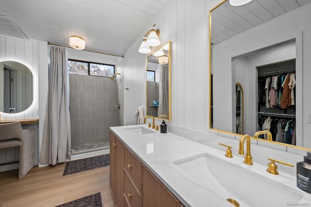 2732 Forest Park Lane, Carlsbad, CA 92008