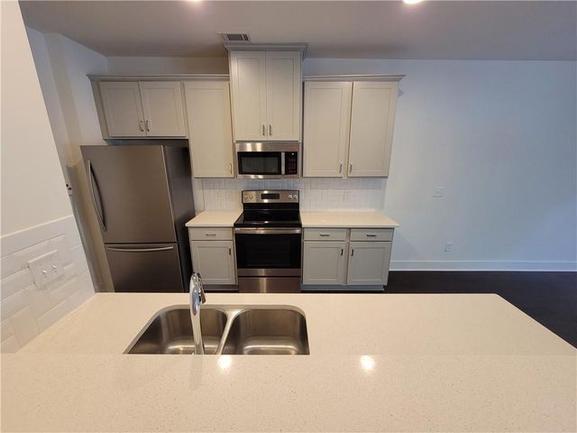 6334 Scudders Drive, Lithonia, GA 30058