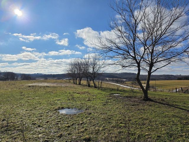 31201 Nova AVENUE, Kendall, WI 54638