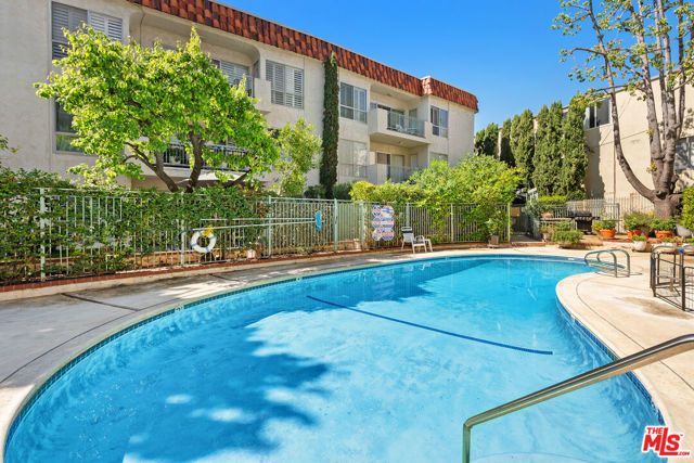 11965 Gorham Avenue 504, Los Angeles, CA 90049