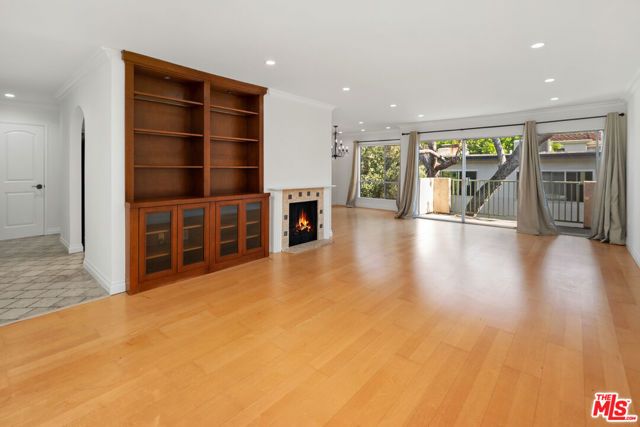 11965 Gorham Avenue 504, Los Angeles, CA 90049