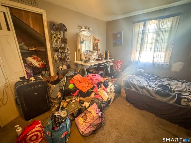 60 Shore Drive, Meriden, CT 06451