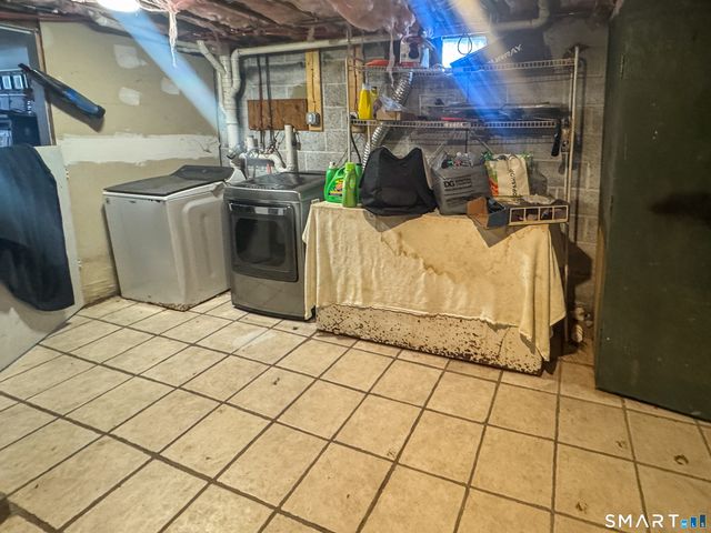 60 Shore Drive, Meriden, CT 06451