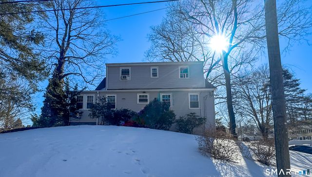 60 Shore Drive, Meriden, CT 06451