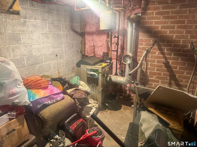 60 Shore Drive, Meriden, CT 06451